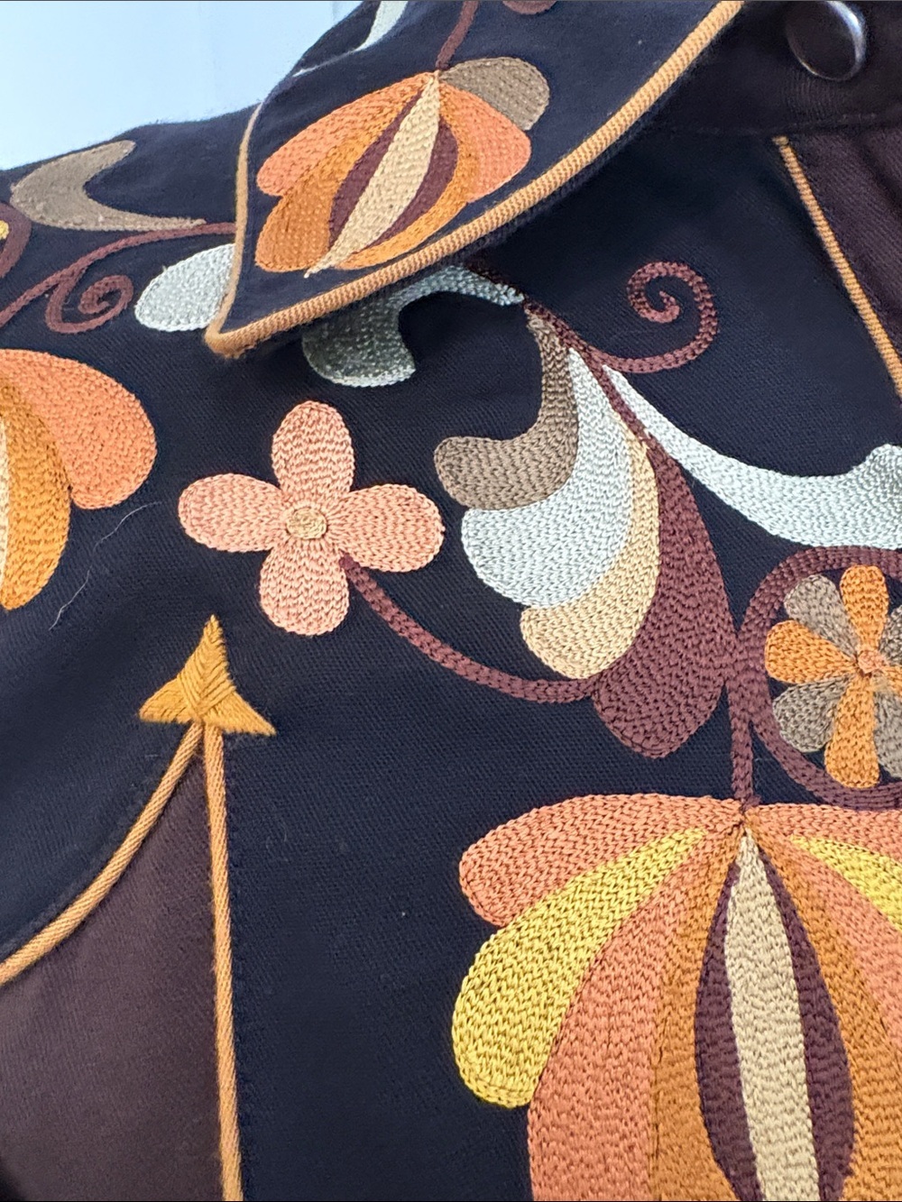 Vintage Brown Western pearl snap Shirt with gold tonal Floral Embroidery - Picture 5 of 11
